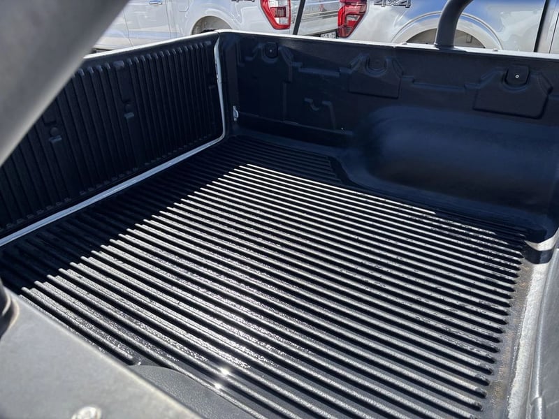 JIM RE-MAX MT 4X4 2.5L DIESEL 2026 - Imagen 9 de 20