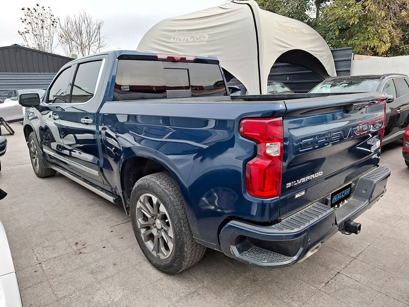 Chevrolet SILVERADO 4X4 3.0 AUT 2023 - Imagen 7 de 20