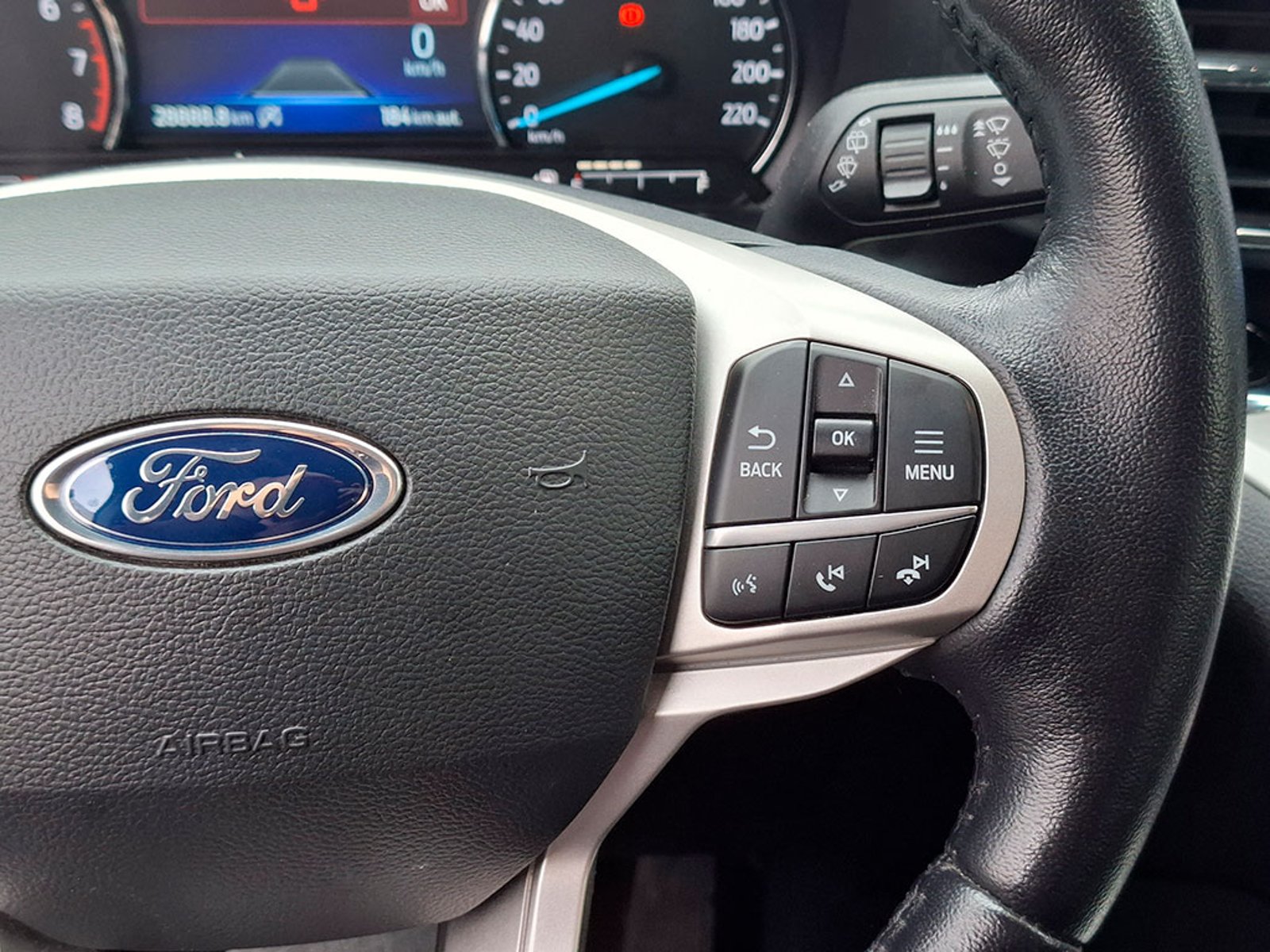 FORD EXPLORER XLT 2.3 AUT 2023 - Imagen 14 de 20