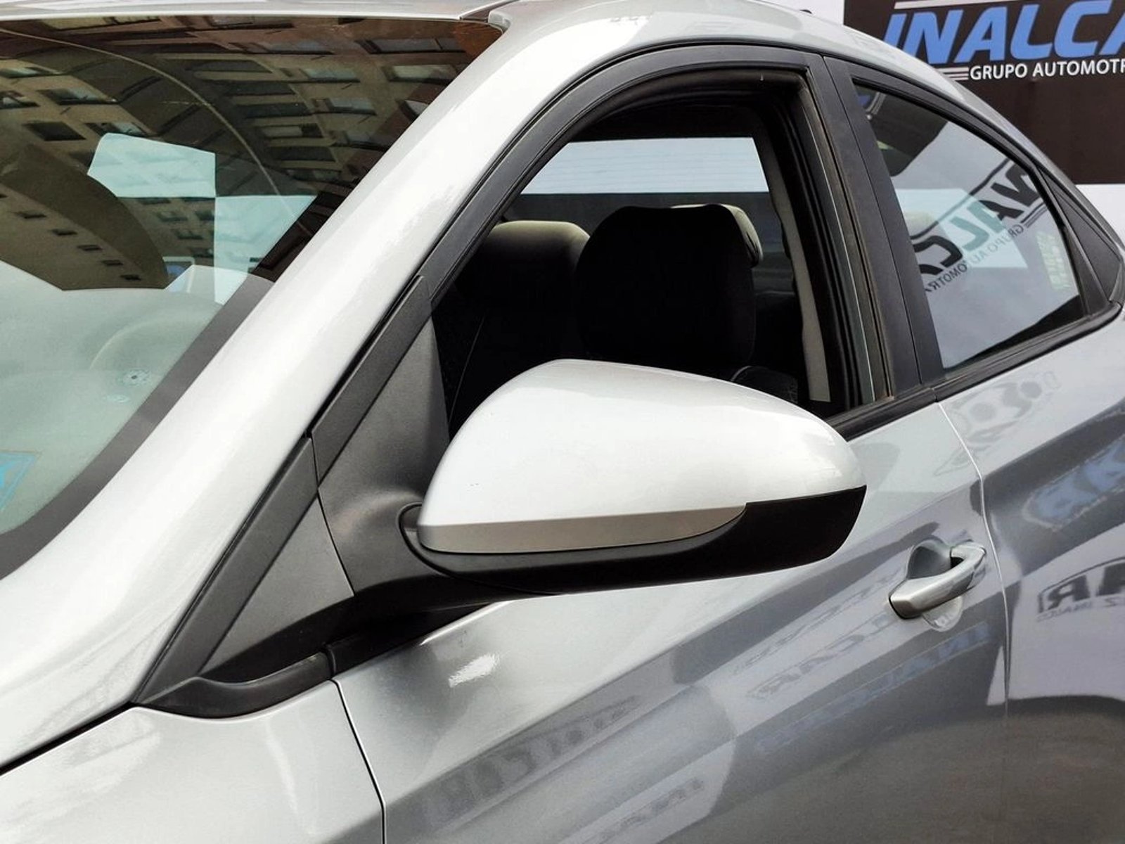 Hyundai ACCENT 1.4 2022 - Foto 4 de 20