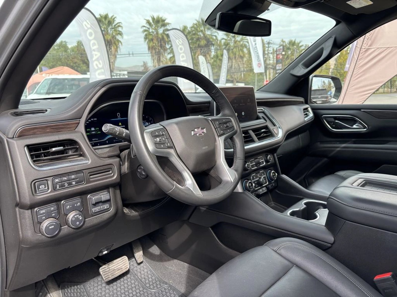 CHEVROLET TAHOE 5.3 Z71 AT 4X4 2025 - Imagen 5 de 20