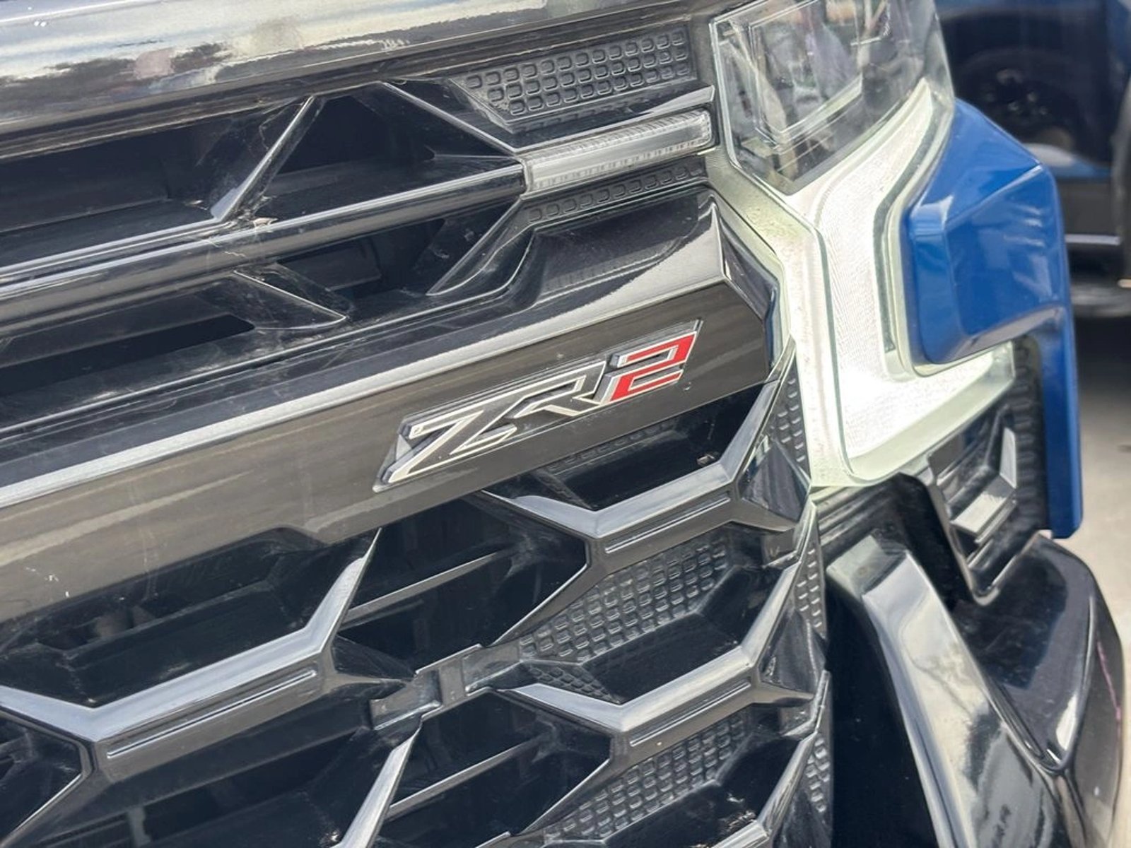 Chevrolet SILVERADO 6.2 ZR2 4X4 AT 4P 2023 - Foto 5 de 20