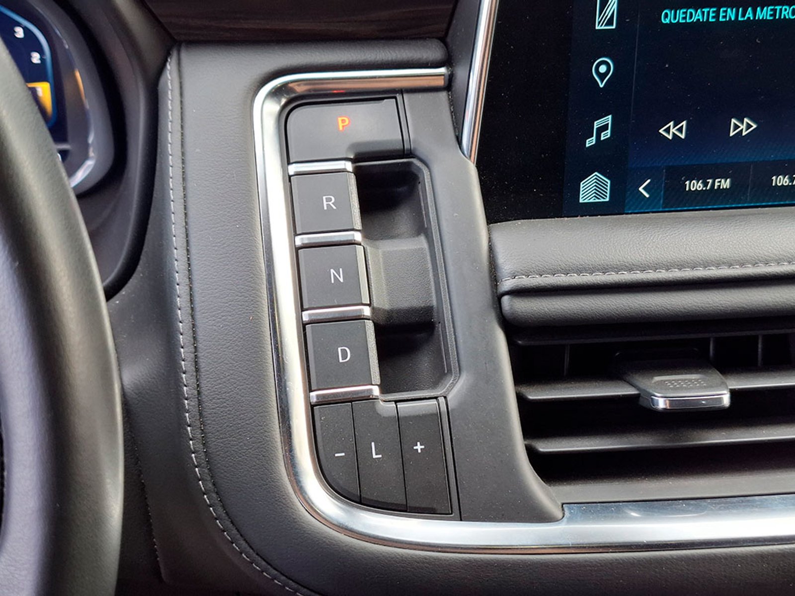 CHEVROLET TAHOE 4X4 5.3 AT 2023 - Imagen 16 de 20