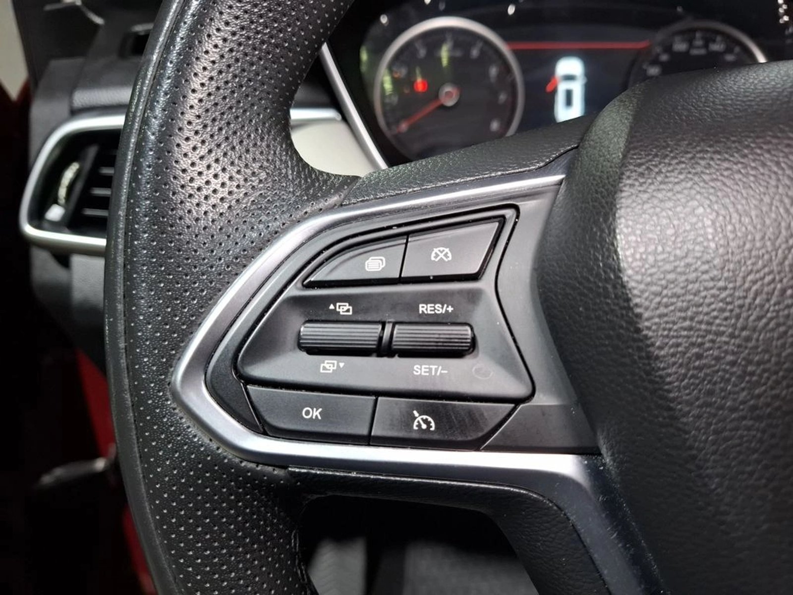 Chevrolet CAPTIVA 1.5 T PREMIER MT 2024 - Imagen 14 de 20