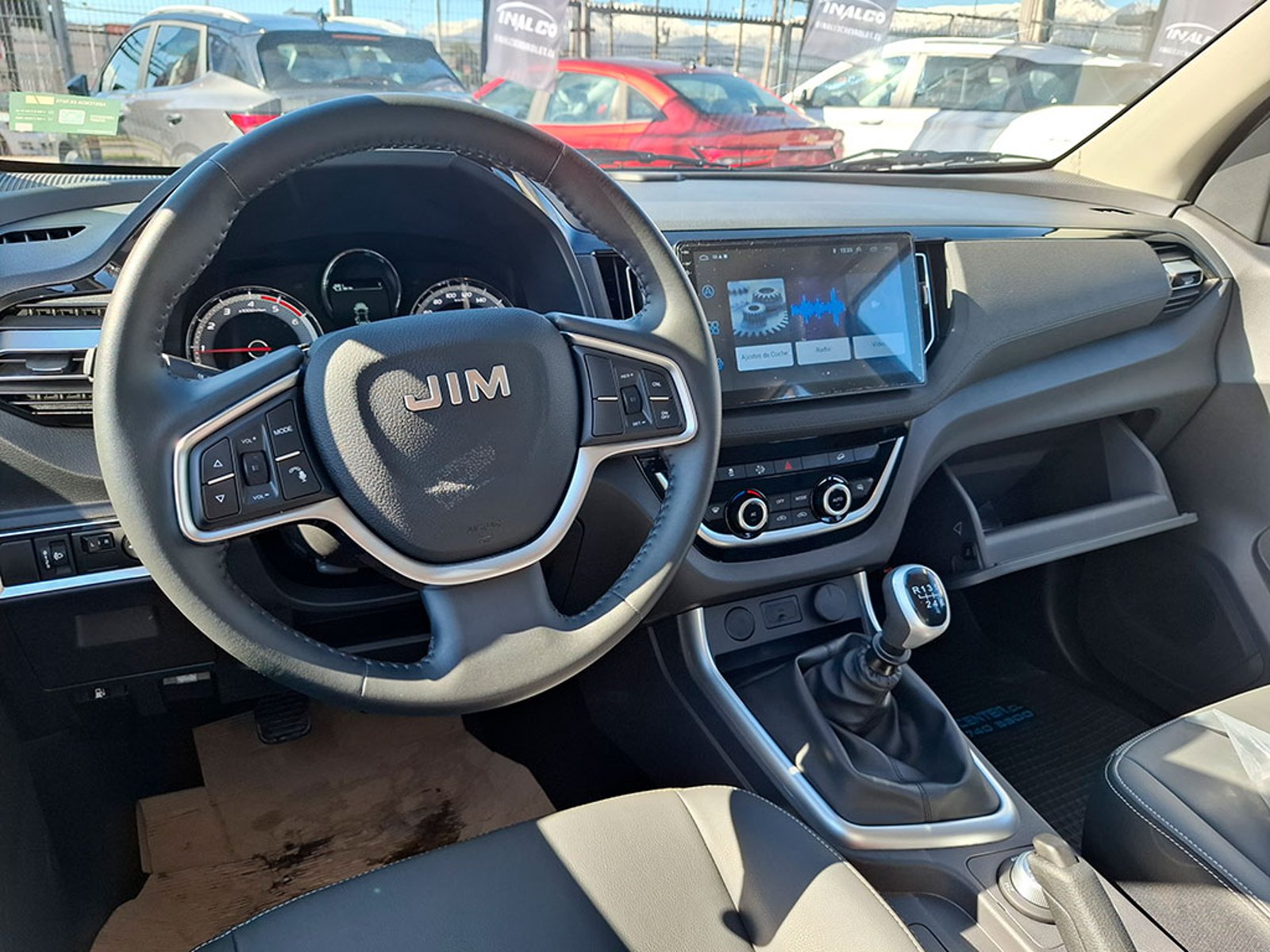 JIM RE-MAX DLX 4X4 2026 - Imagen 13 de 20