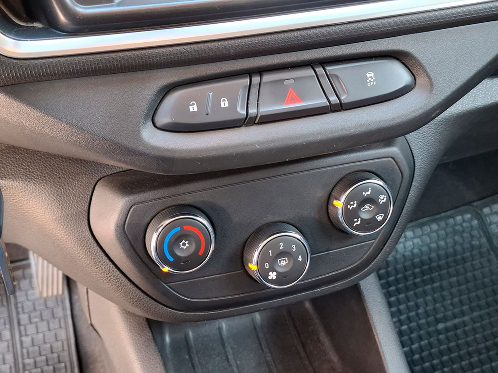 CHEVROLET SPIN 1.8 ACTIV 2024 - Imagen 19 de 20