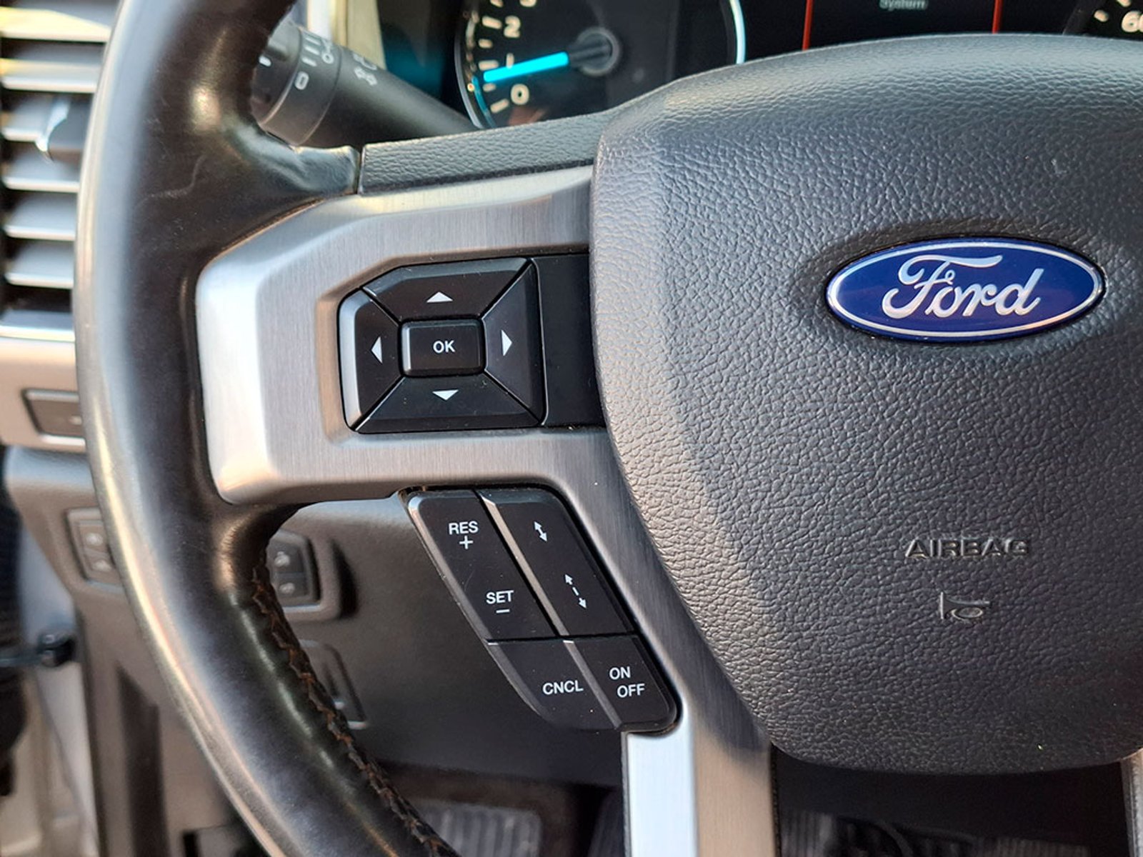 FORD F-150 PLATINUM 4X4 3.5 AUT 2020 - Imagen 13 de 20