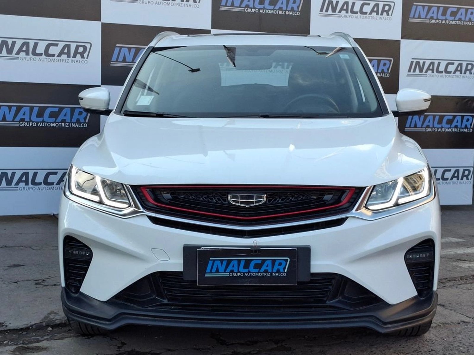 Geely COOLRAY 1.5 AUT 2022 - Foto 2 de 20