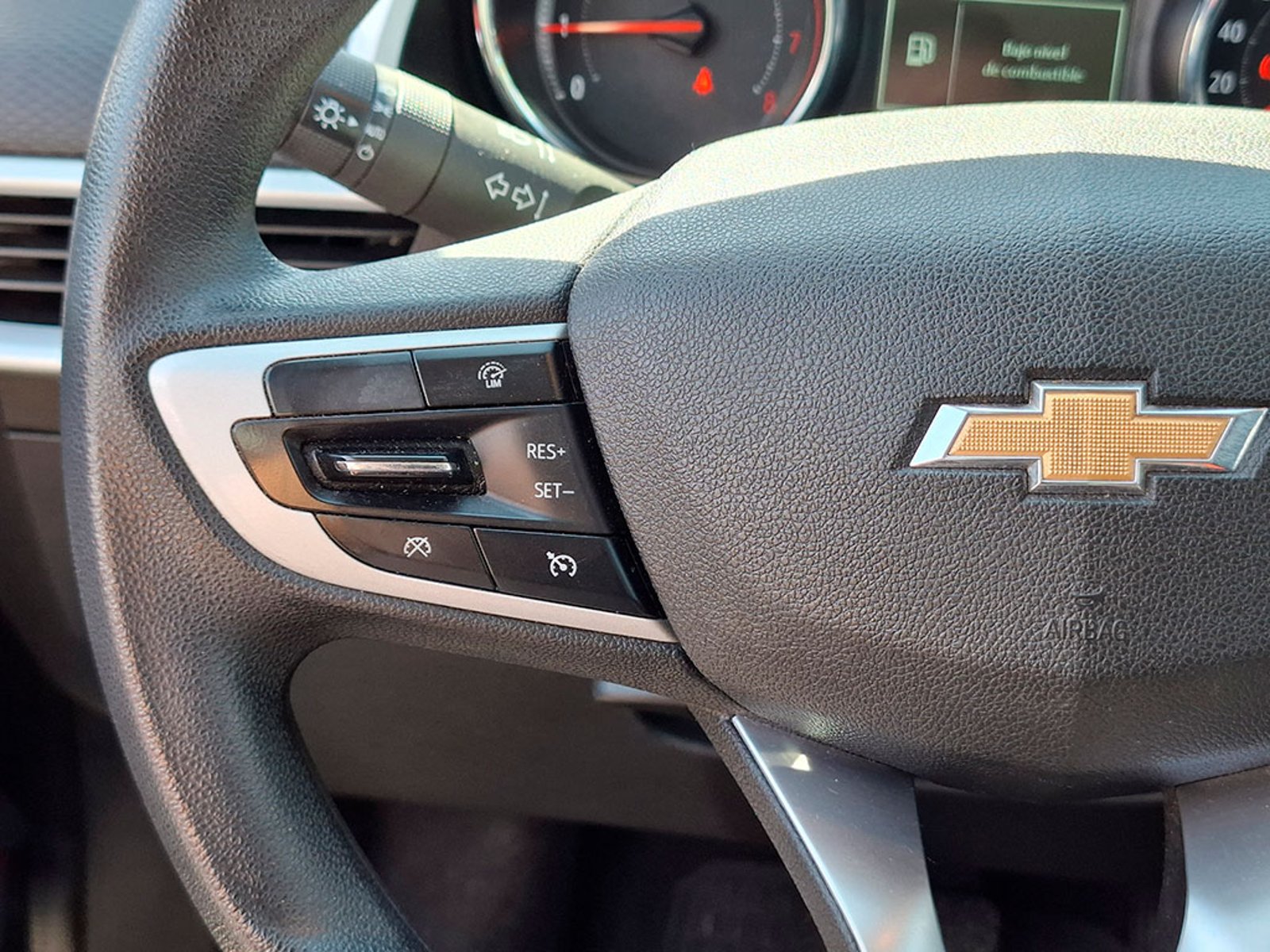 CHEVROLET TRACKER 1.2T LT 2023 - Imagen 13 de 20