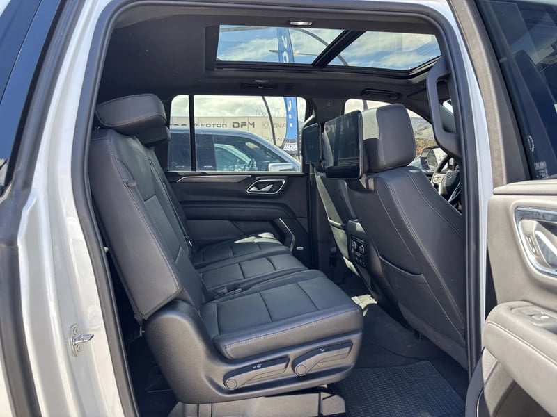 Chevrolet SUBURBAN 5.3 Z71 AT 4X4 2024 - Imagen 11 de 20