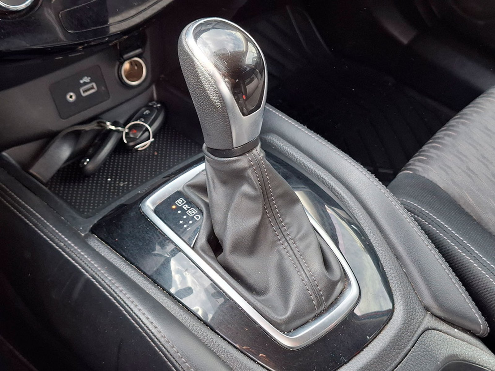 NISSAN X-TRAIL 2.5 SENSE AT 2022 - Imagen 19 de 20