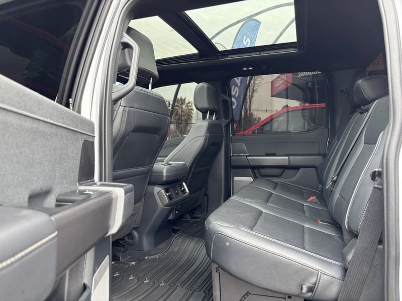 Ford F-150 LARIAT 2026 - Imagen 18 de 20