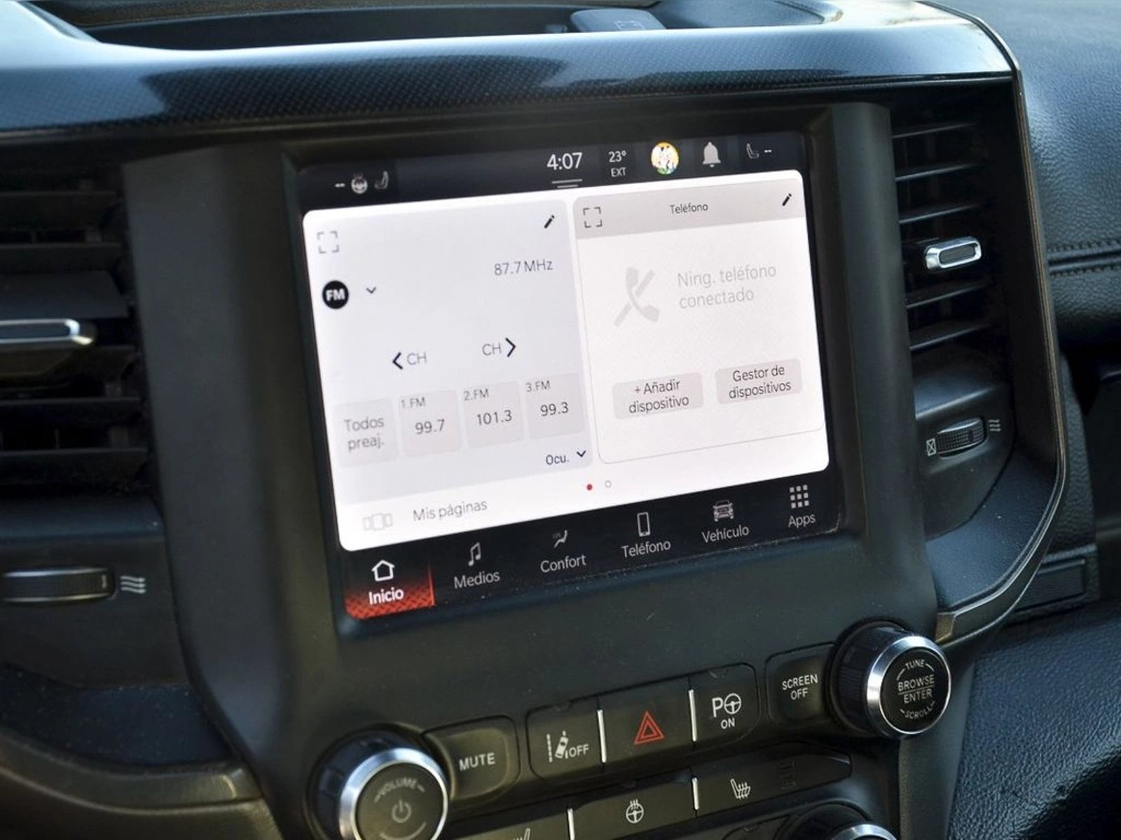 RAM 1500 REBEL 2022 - Imagen 15 de 20