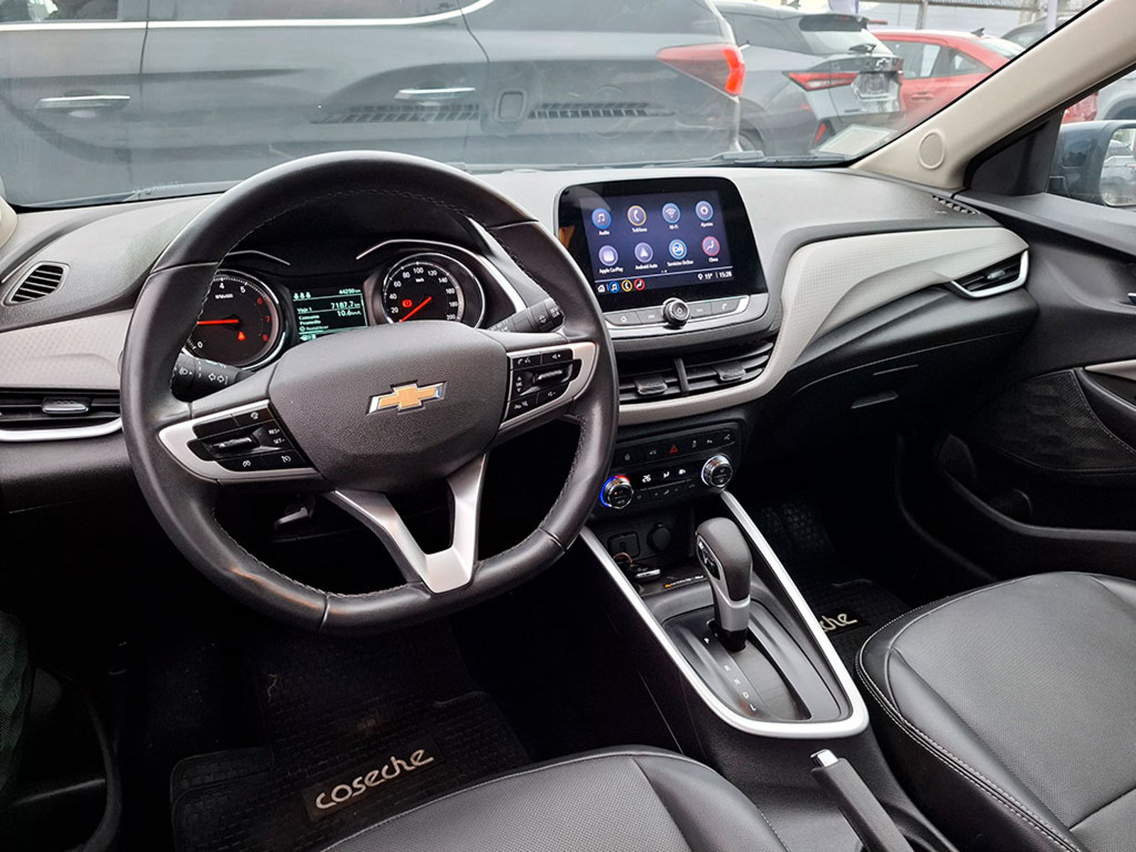 Chevrolet ONIX PREMIER AUT 2024 - Imagen 13 de 20
