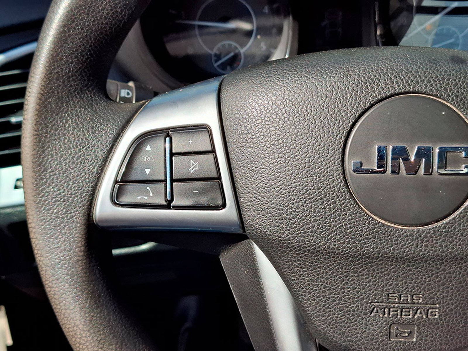 JMC VIGUS 2.5 WORK 2022 - Imagen 14 de 20