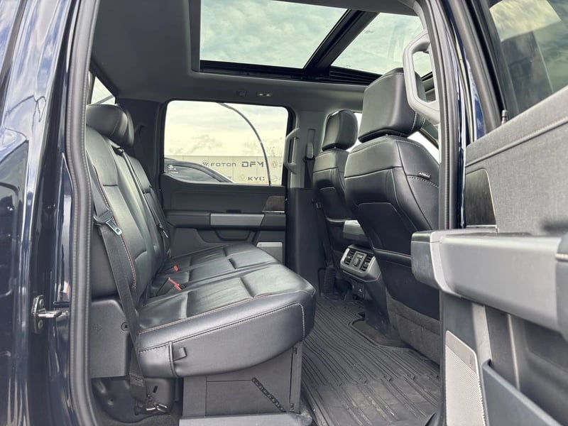Ford F-150 5.0 LARIAT LUXURY CC DOB. CAB. 4X4 AT 4P 2023 - Imagen 9 de 20