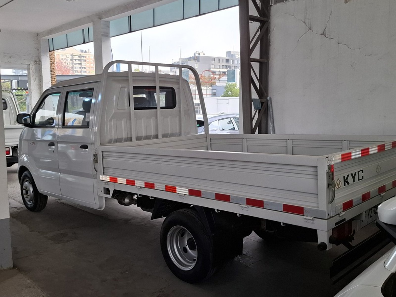 KYC X5 DCAB 1.6 2025 - Imagen 3 de 19