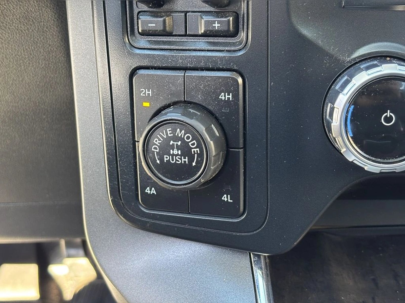 FORD F-150 LARIAT LUXURY 5.0 4X4 AUT 2023 - Imagen 19 de 20