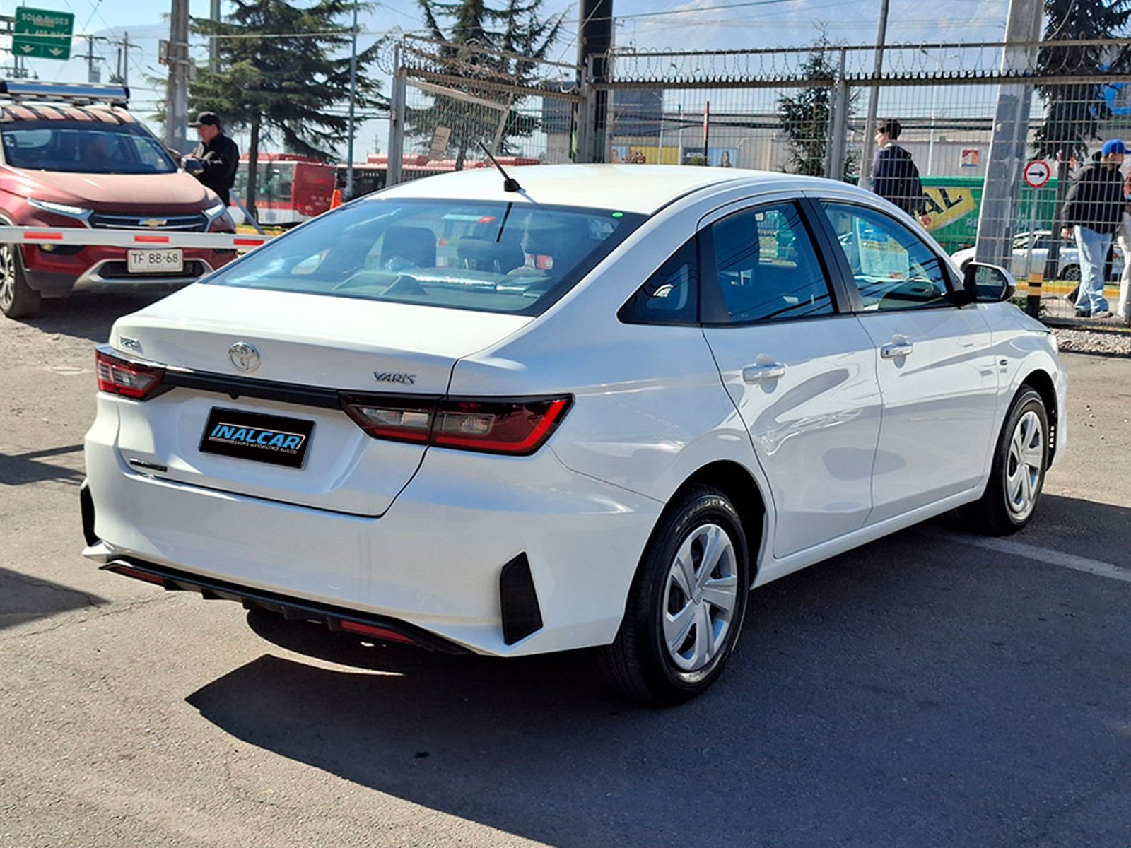 TOYOTA YARIS 1.5 XLI C 2023 - Imagen 9 de 20