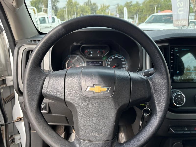 Chevrolet COLORADO 2.8 CTDI 4X2 LS MT 4P 2022 - Imagen 18 de 20