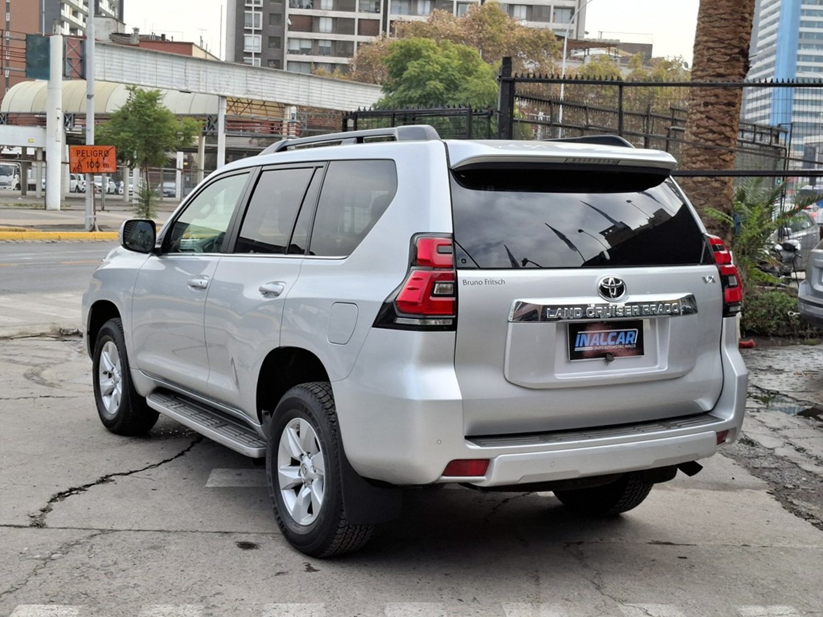 TOYOTA LAND CRUISER PRADO 4X4 4.0 AT 2023 - Imagen 4 de 20