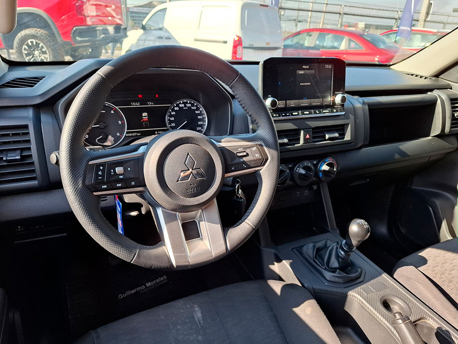 Mitsubishi L200 2.4 KATANA XR 4X2 2025 - Imagen 13 de 20