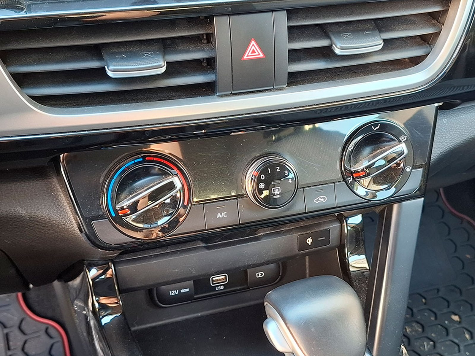 KIA SELTOS 1.6 EX 2023 - Imagen 19 de 20