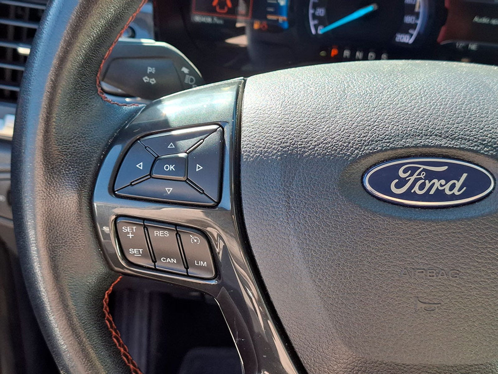 FORD RANGER 3.2 XL 2023 - Imagen 14 de 20
