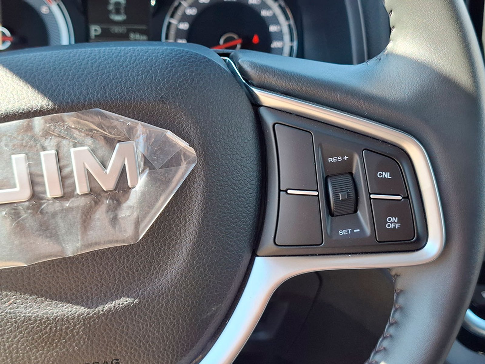 JIM RE-MAX DLX 4x4 2026 - Imagen 15 de 20
