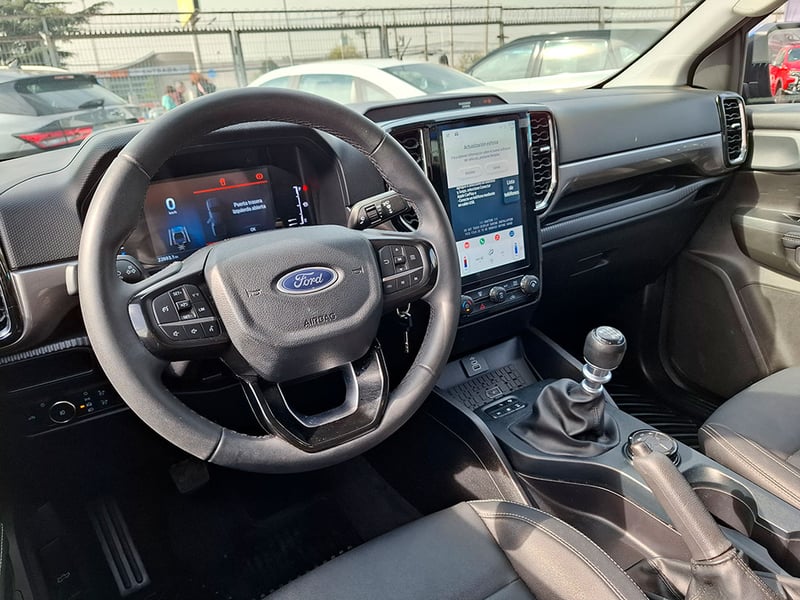 Ford RANGER XLT 4X4 2024 - Imagen 13 de 20