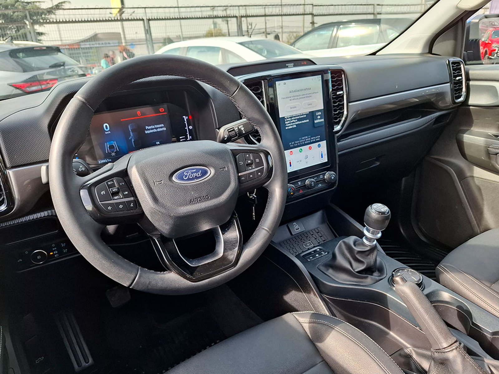 FORD RANGER XLT 4X4 2024 - Imagen 13 de 20