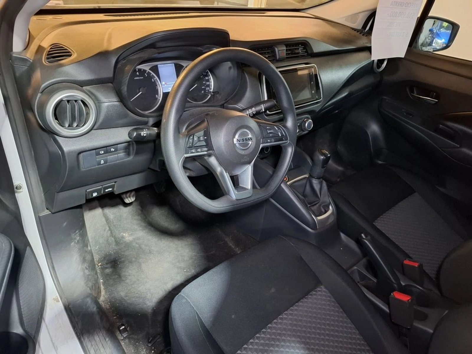 Nissan VERSA MT 1.6 2023 - Imagen 11 de 20