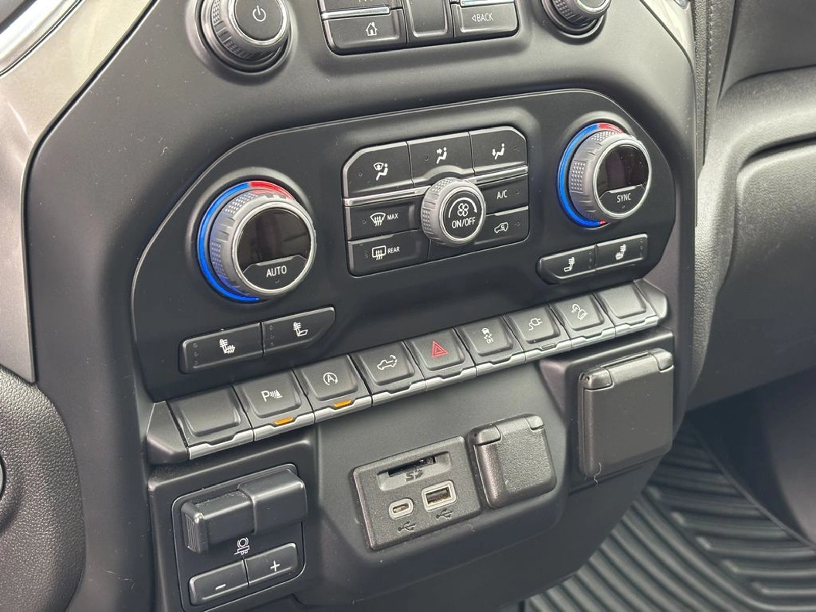 Chevrolet SILVERADO 5.3 LT TRAILBOSS Z71 4X4 AT 4P 2022 - Imagen 20 de 20