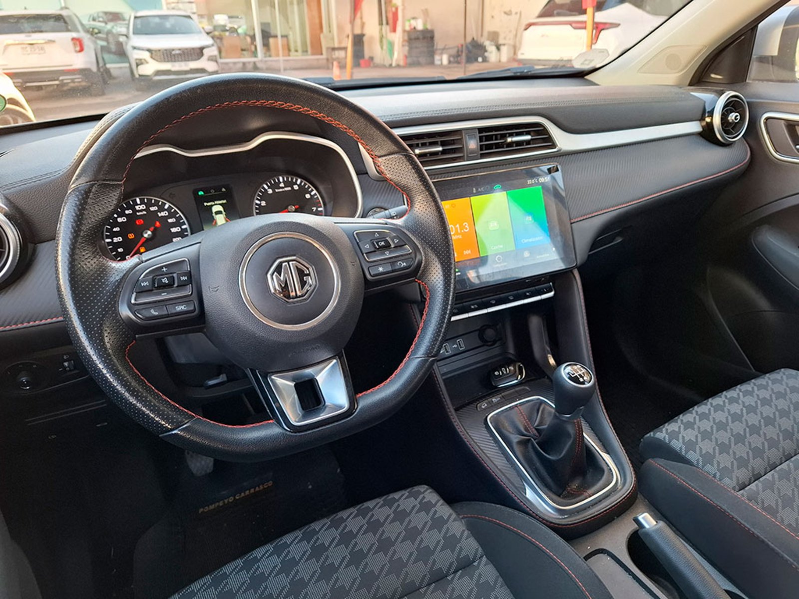 MG ZX 1.5 COM 2024 - Imagen 13 de 20