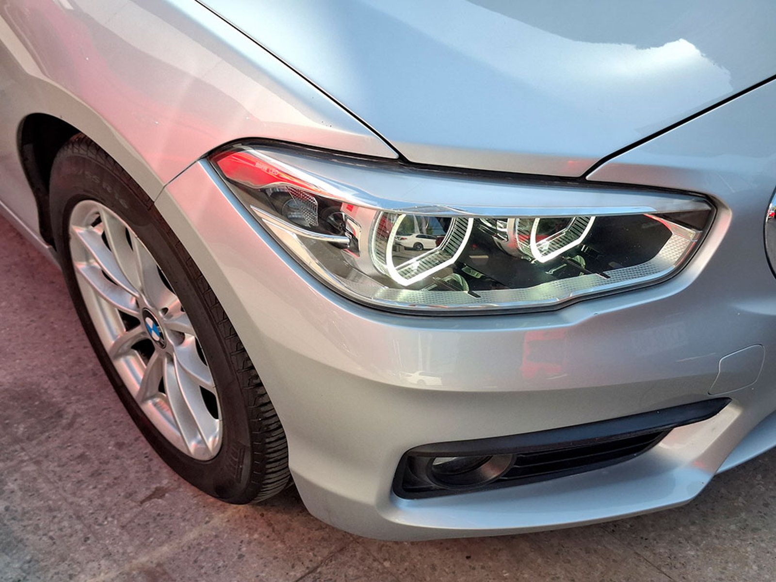 BMW 120i LCI 1.6 AUT 2016 - Imagen 4 de 20