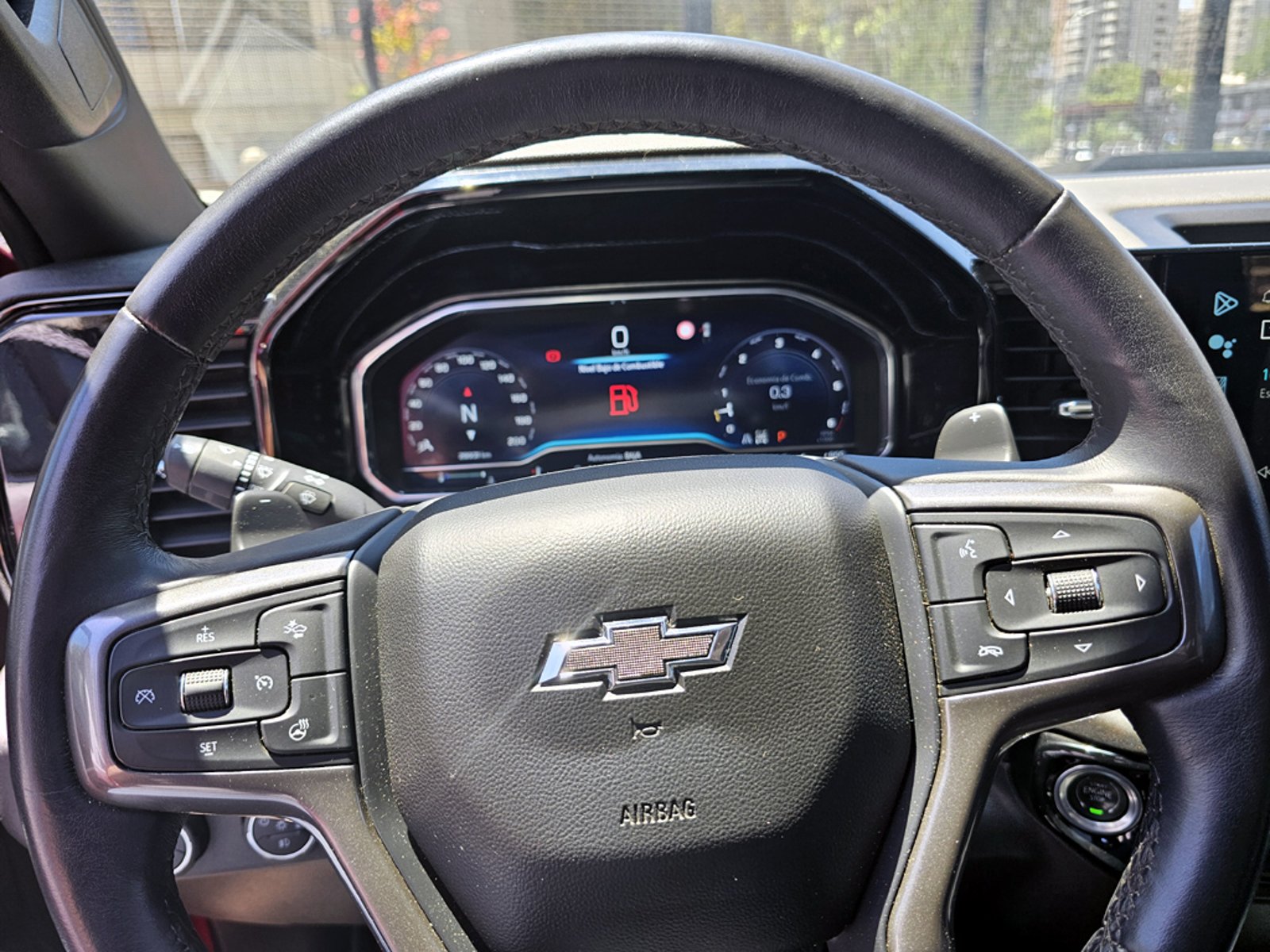 CHEVROLET SILVERADO 4X4 6.2 AUT 2023 - Imagen 19 de 20