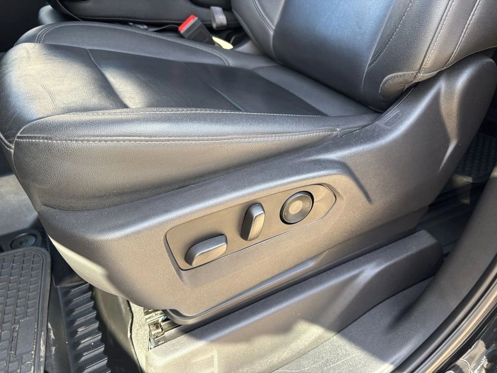 CHEVROLET SILVERADO 5.3 LT TRAIL BOSS Z71 4X4 AT 4P 2023 - Imagen 16 de 20