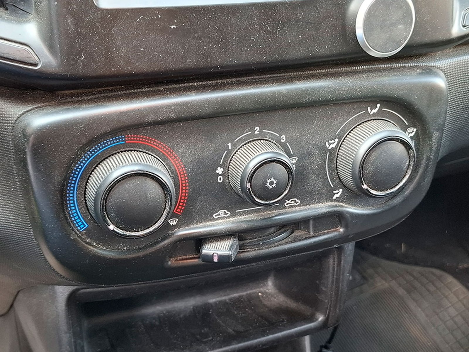 RAM V700 Rapid 1.4 2022 - Imagen 17 de 20