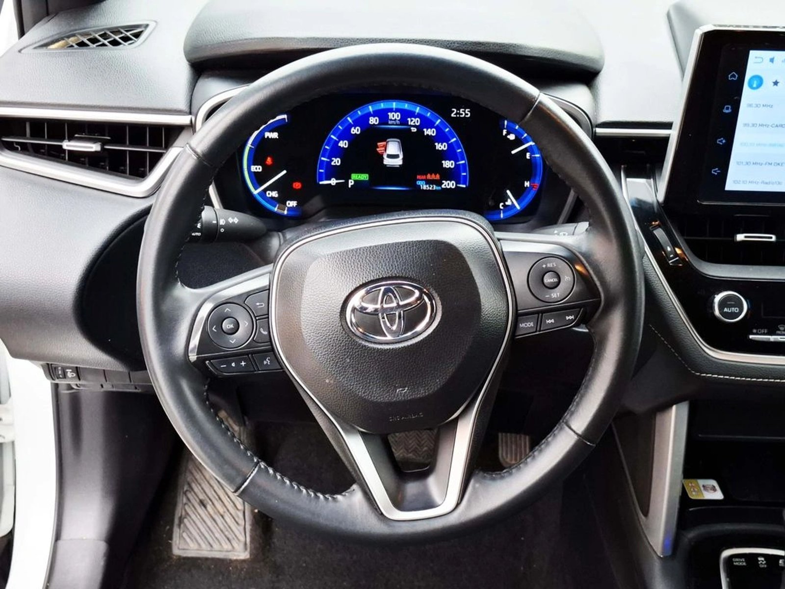 Toyota COROLLA CROSS 1.8 2025 - Imagen 16 de 20