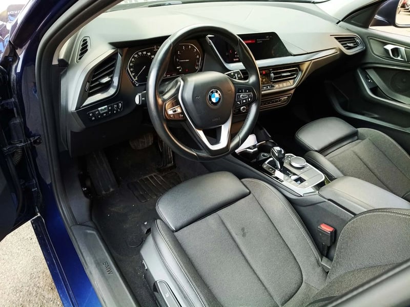 BMW 118 1.5 2021 - Imagen 16 de 20