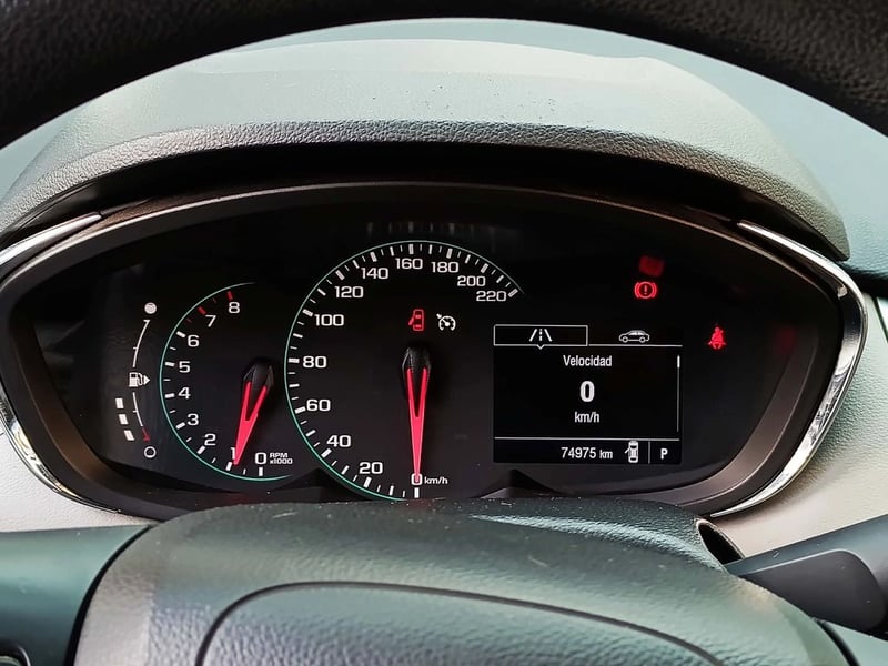 Chevrolet TRACKER 1.8 2019 - Imagen 19 de 20