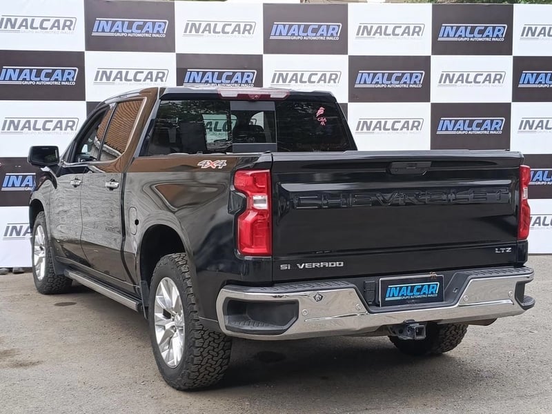 Chevrolet SILVERADO 5.3 2021 - Imagen 10 de 20