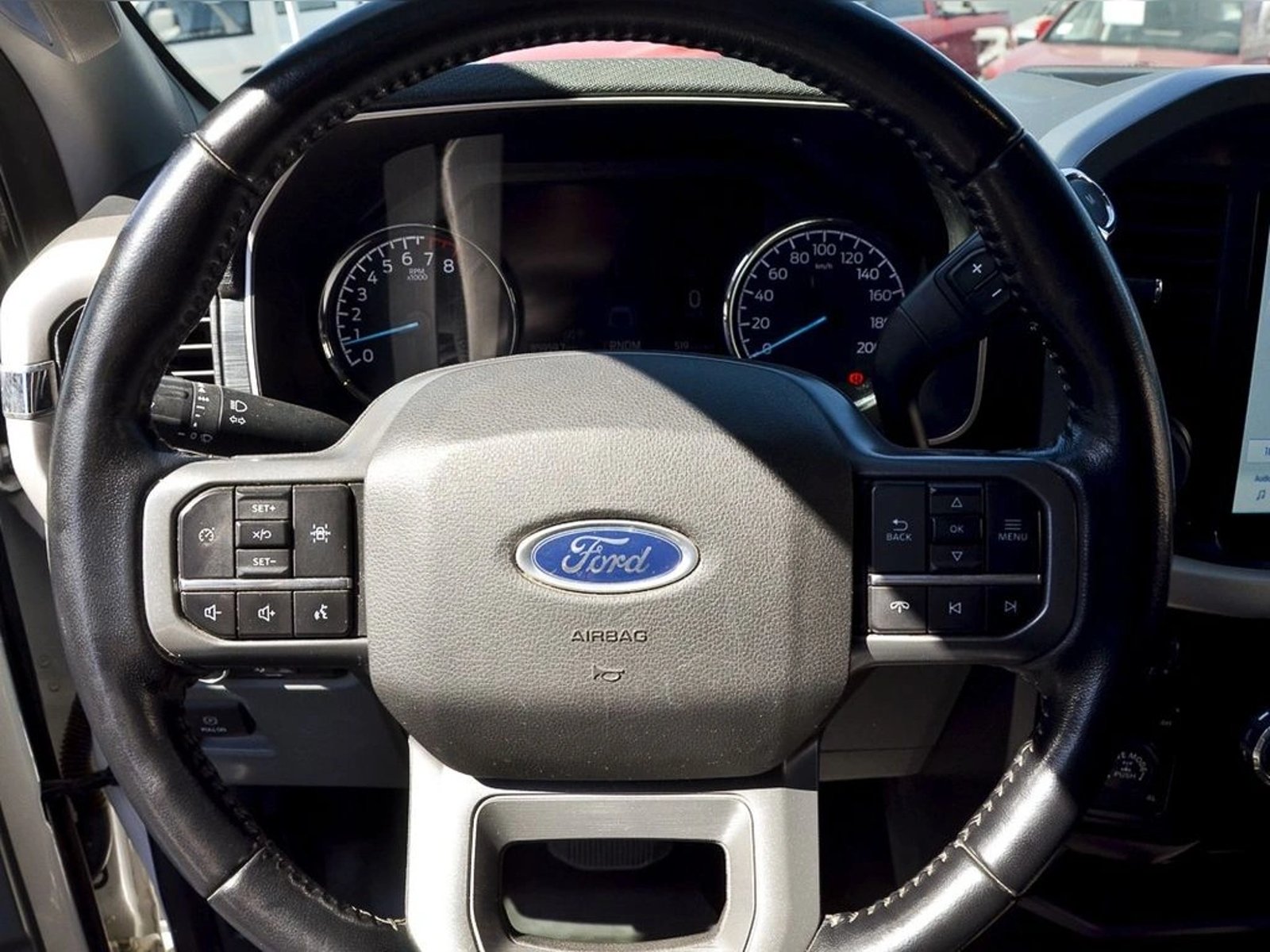 FORD F-150 XLT 4X4 5.0L AUT 2022 - Imagen 12 de 15