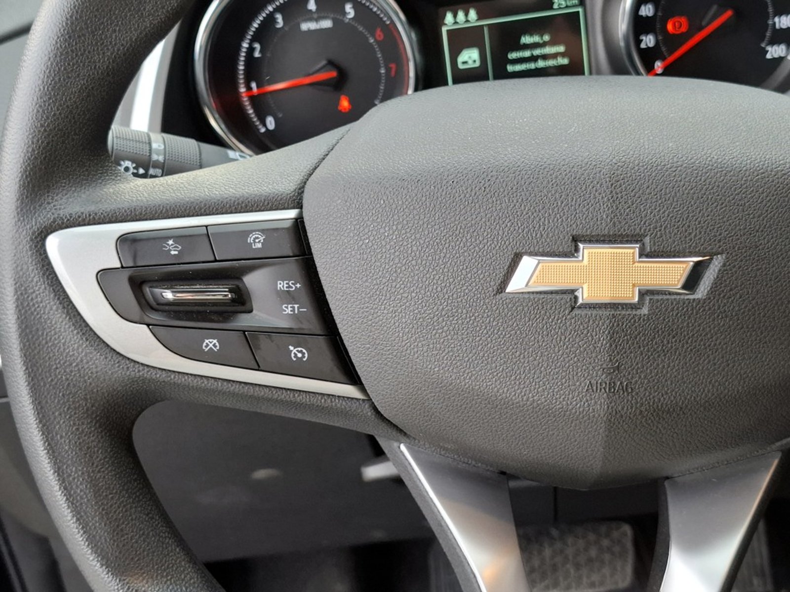 CHEVROLET TRACKER 1.2T AUT 2025 - Imagen 15 de 20