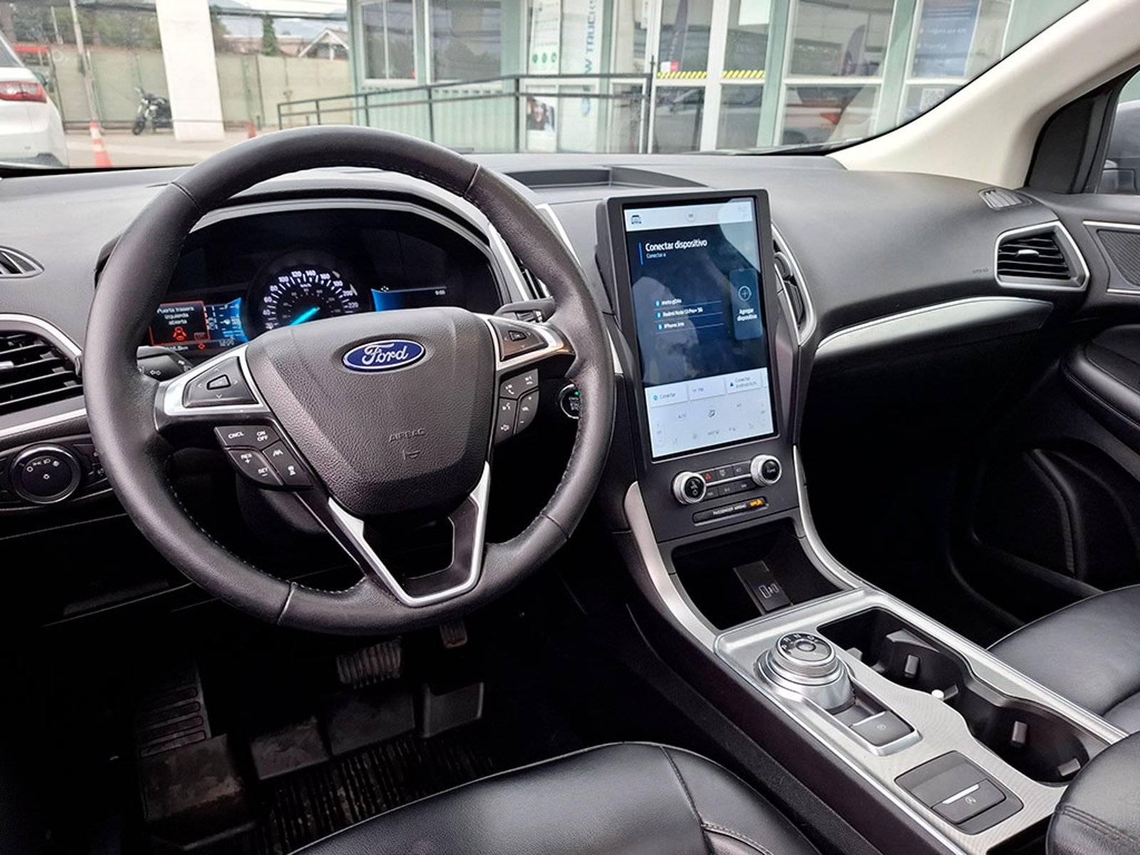Ford EDGE 2.0 SEL ECOBOOST FWD 2023 - Imagen 13 de 20