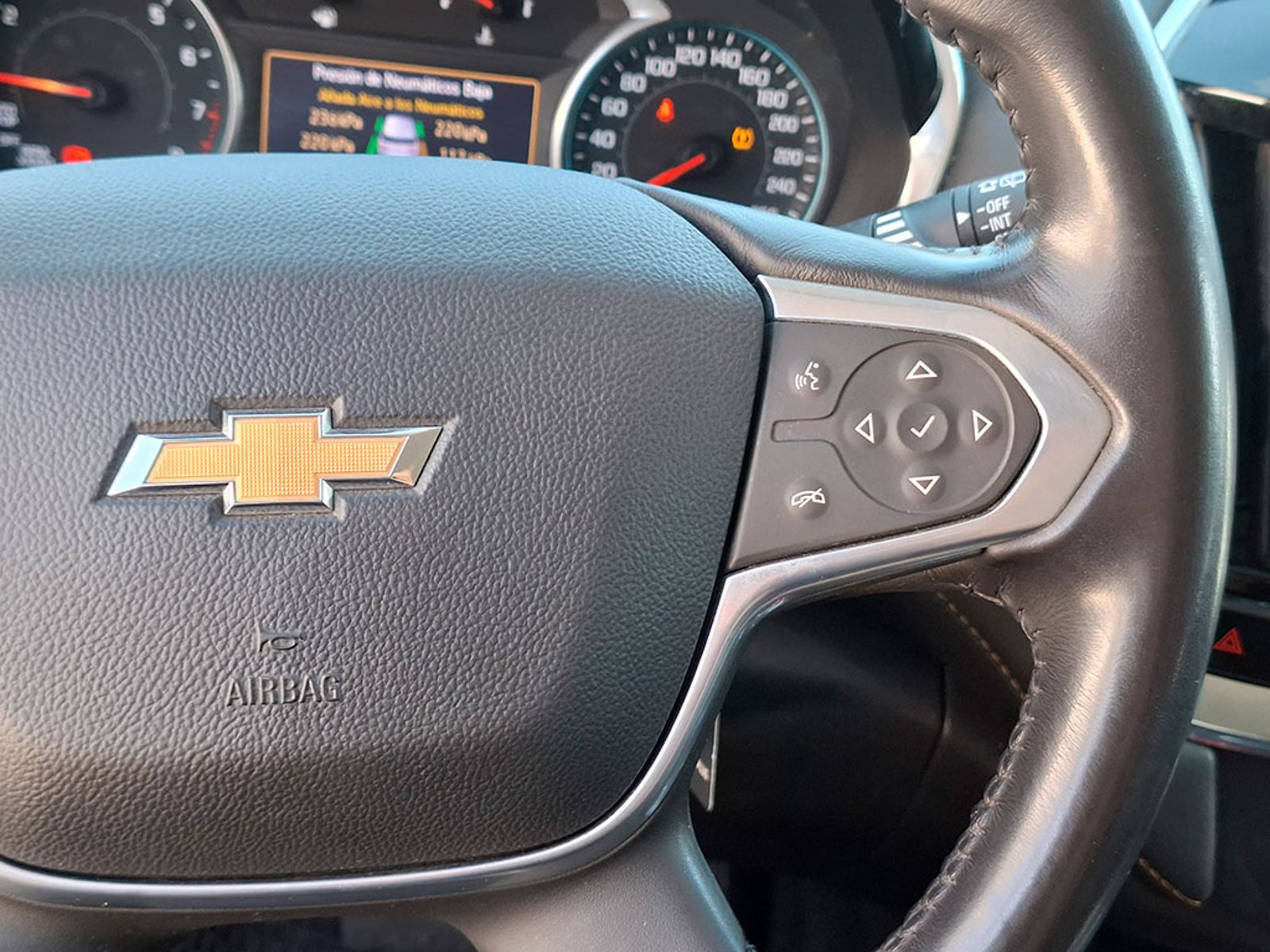 CHEVROLET TRAVERSE 3.6L LT AWD II 2022 - Imagen 14 de 20