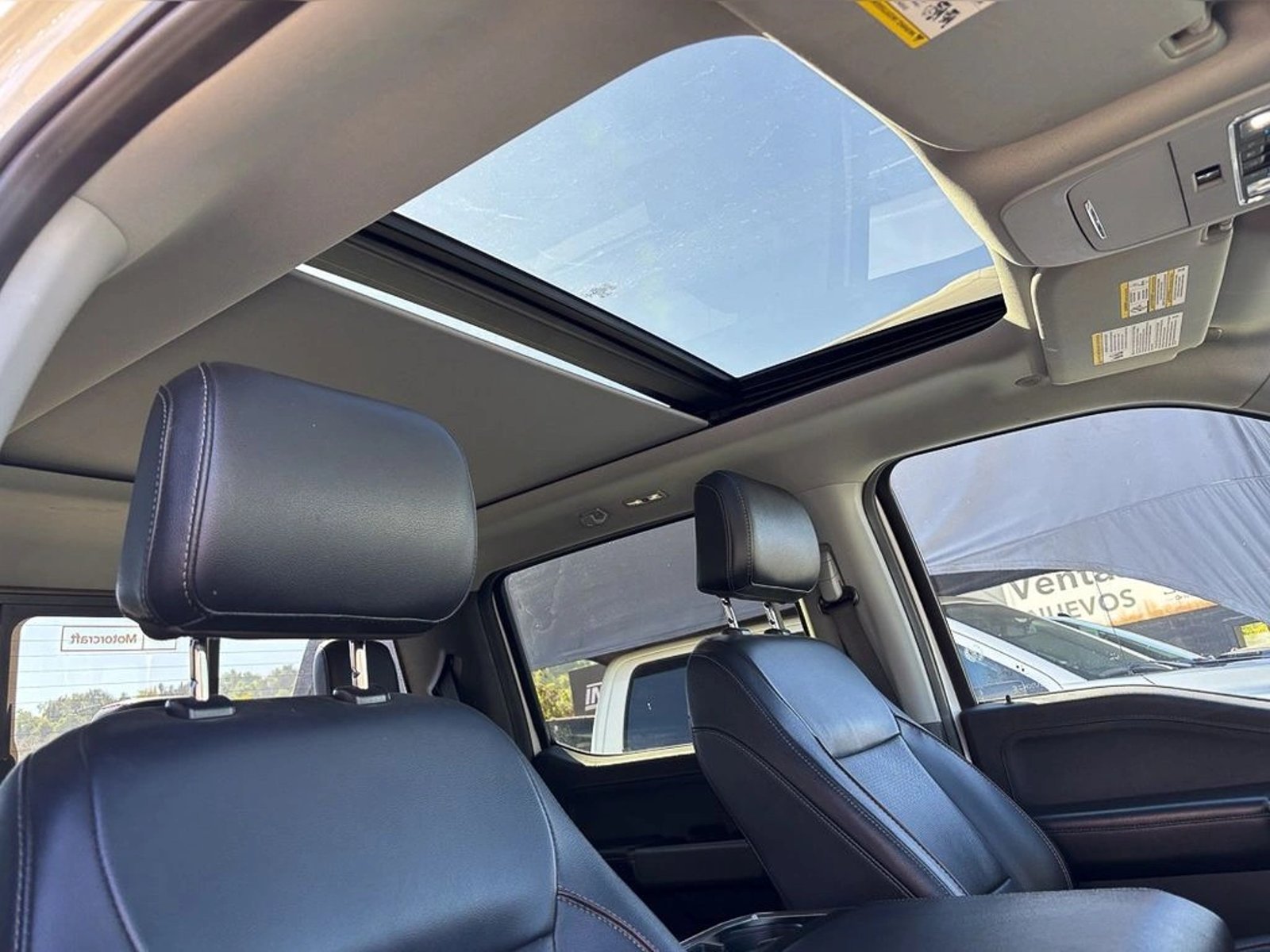 FORD F-150 LARIAT LUXURY 5.0 4X4 AUT 2023 - Imagen 8 de 20