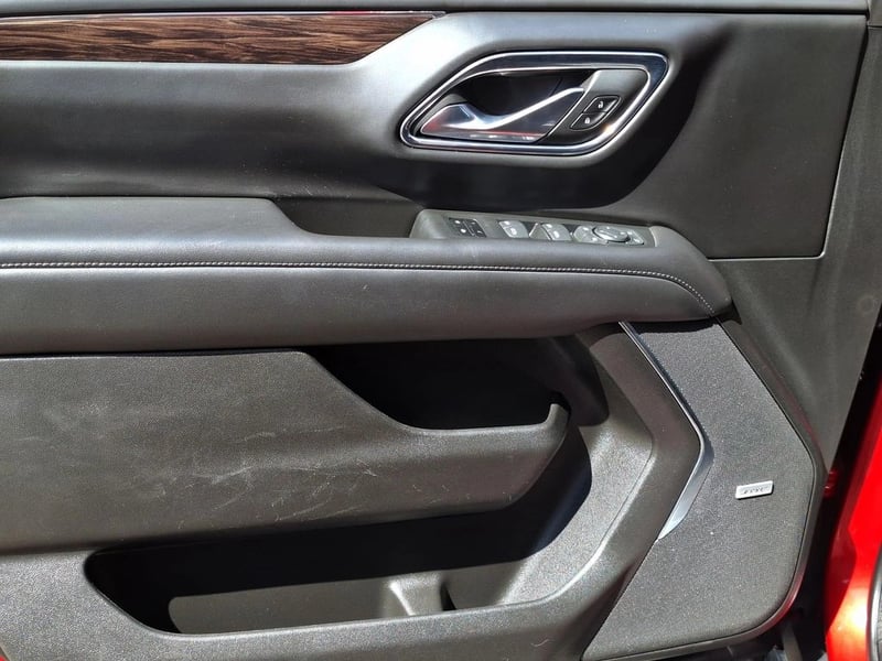 Chevrolet SUBURBAN 5.3 2023 - Imagen 11 de 20