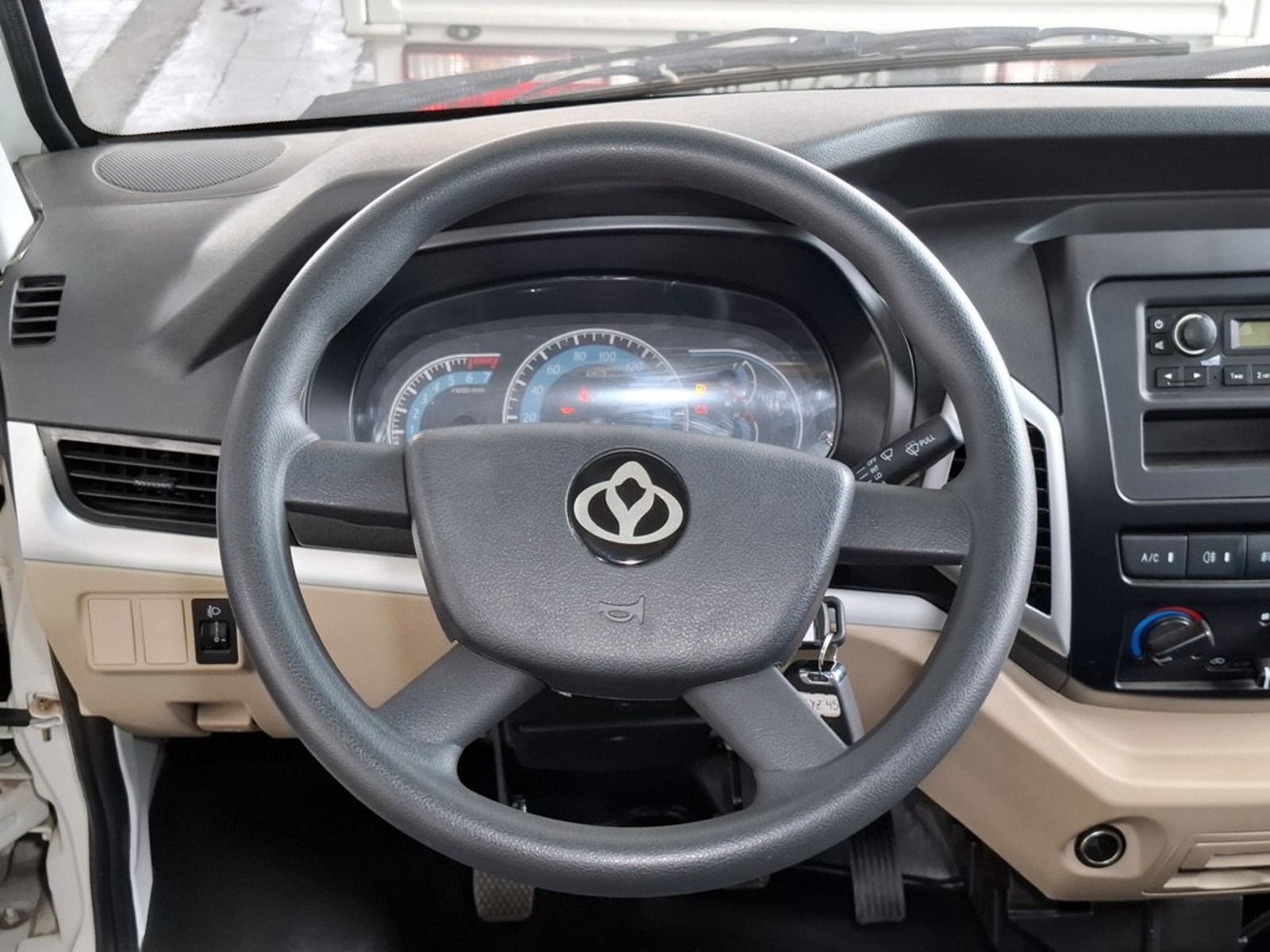 KYC X5 DCAB 1.6 2025 - Imagen 12 de 19