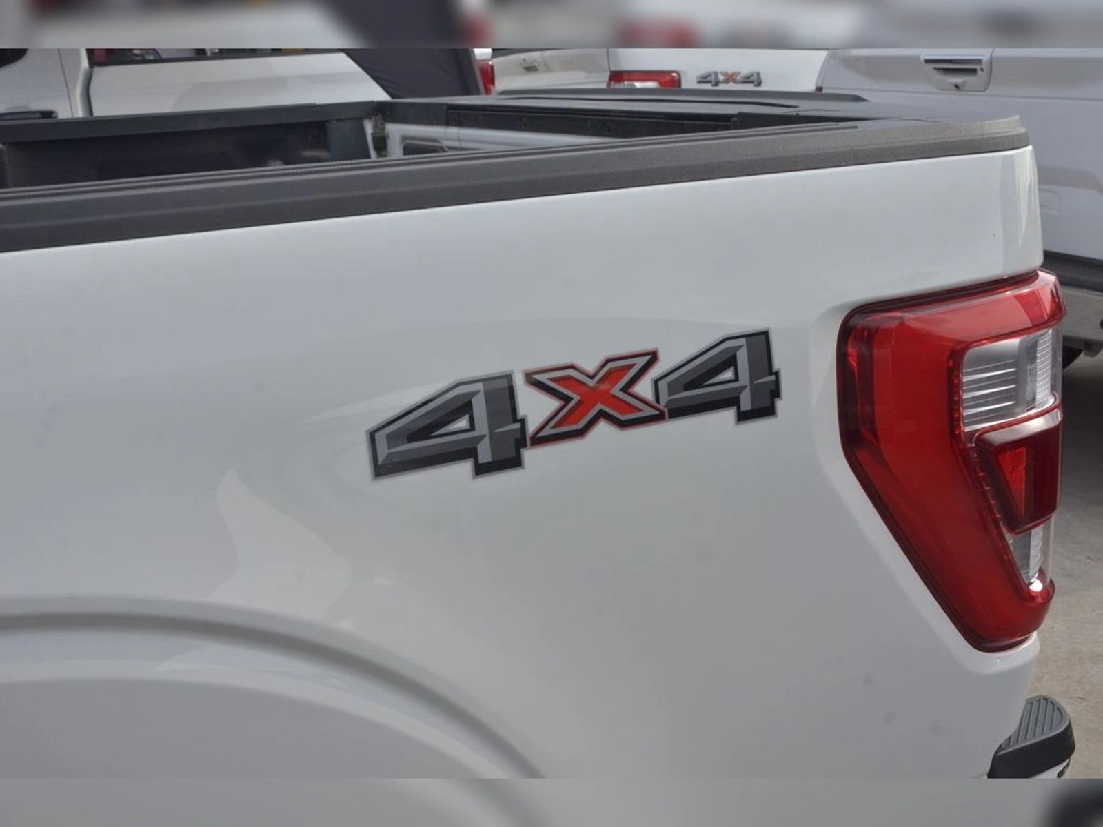 FORD F-150 PLATINUM 4X4 3.5 AUT 2024 - Imagen 16 de 20